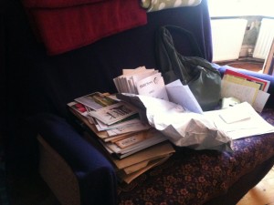 clutter 006